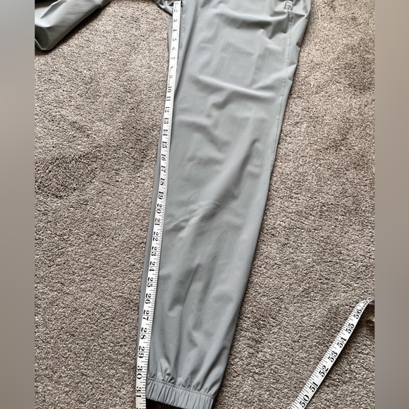 Mens Lululemon Surge Joggers TALL Inseam 31” Size Medium BNWOT - Picture 15 of 16